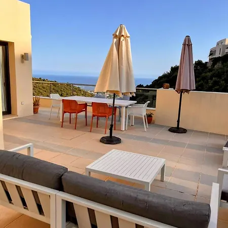 Luxury Penthouse: Indoor Pool And Private Terrasse Апартаменти Марбелья