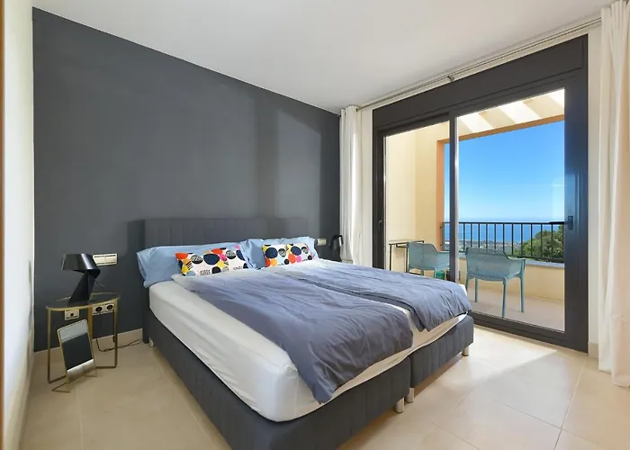 Apartman Luxury Penthouse: Indoor Pool And Private Terrasse *