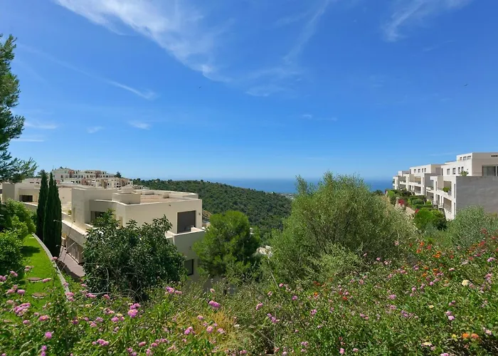 Luxury Penthouse: Indoor Pool And Private Terrasse *