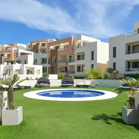 Luxury Penthouse: Indoor Pool And Private Terrasse Apartament