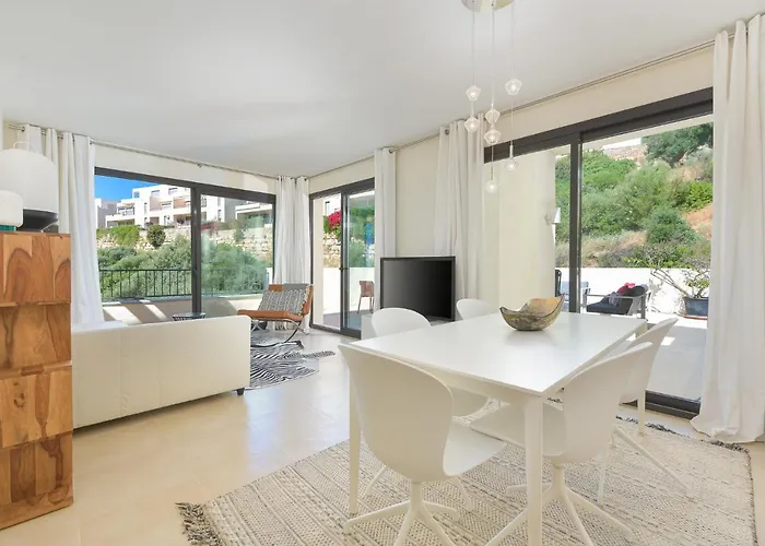 Luxury Penthouse: Indoor Pool And Private Terrasse