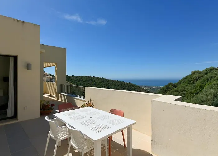 Luxury Penthouse: Indoor Pool And Private Terrasse Apartamento