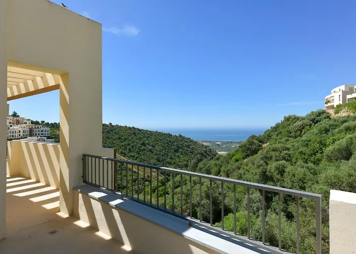 Luxury Penthouse: Indoor Pool And Private Terrasse *